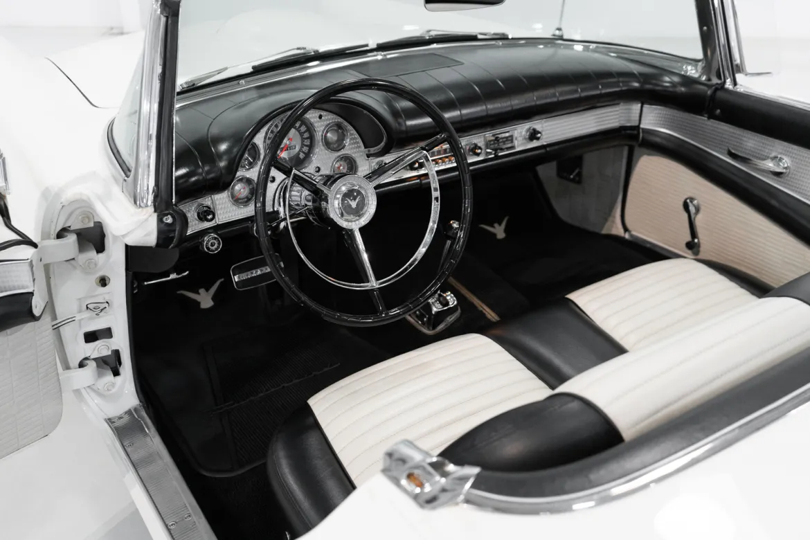 1957 Ford Thunderbird 312/245HP Roadster